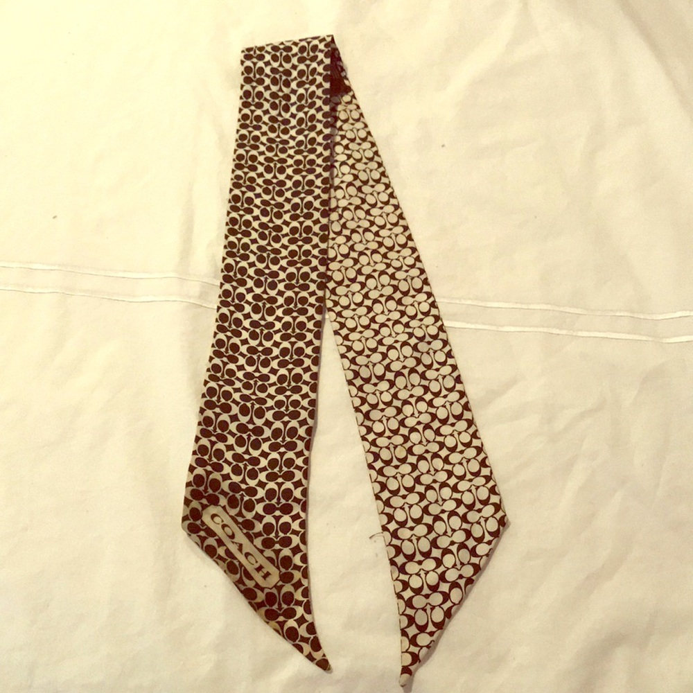 Coach black and white scarf
